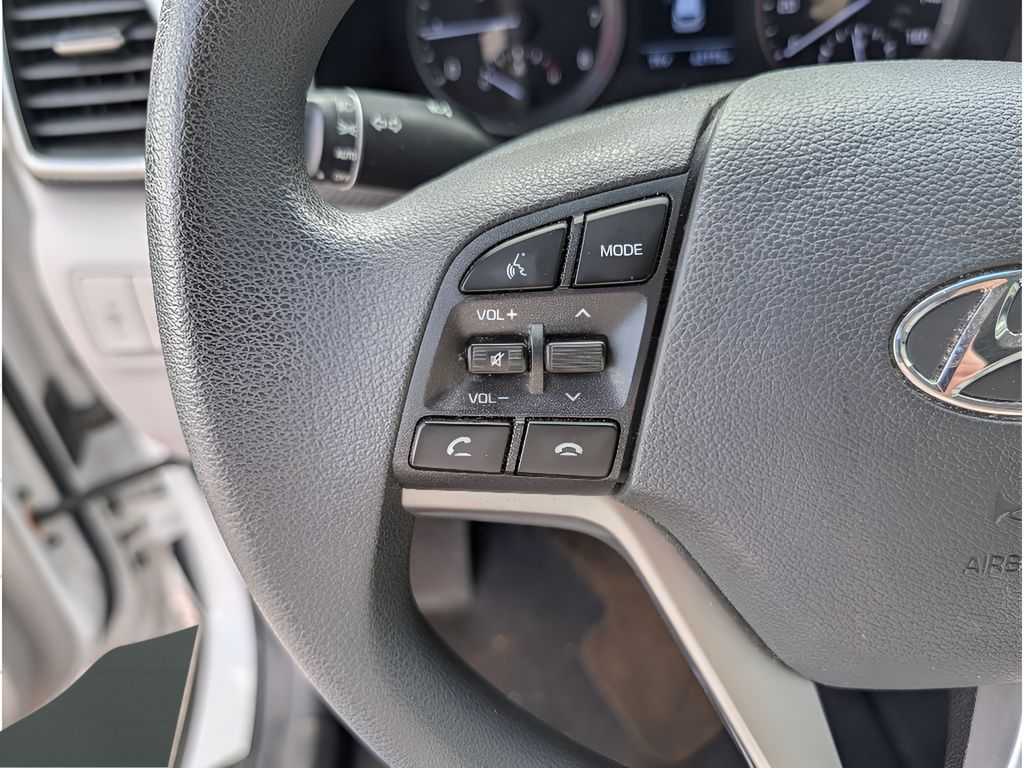 2020 Hyundai Tucson Value - Winter White exterior view 17