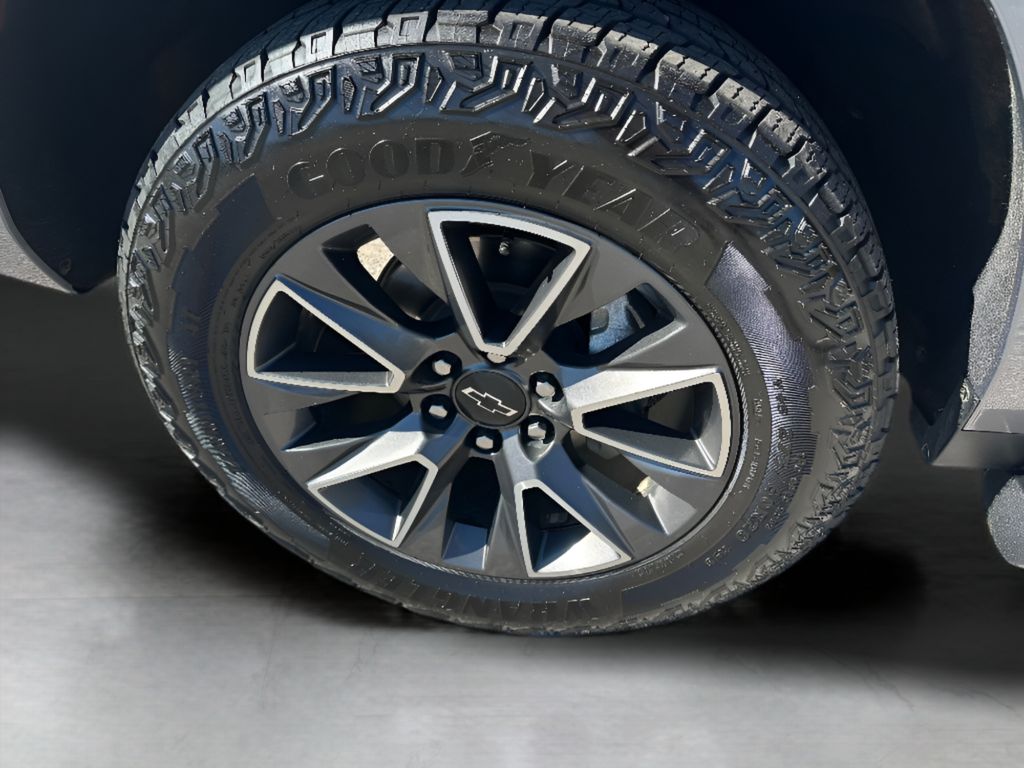 2021 Chevrolet Tahoe Z71 - Satin Steel Metallic exterior view 9