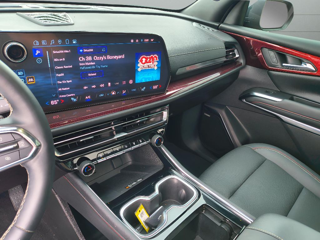 2024 Chevrolet Traverse AWD Z71 - Radiant Red Tintcoat exterior view 19