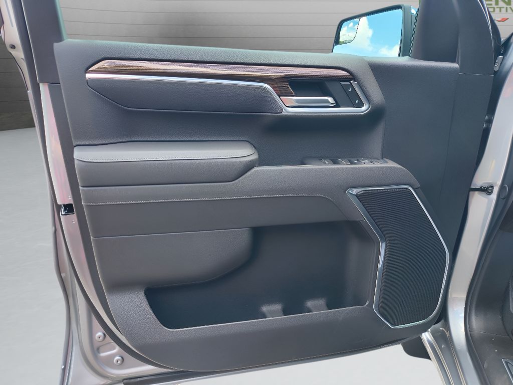 2026 Chevrolet Silverado 1500 - STERLING GRAY METALLIC exterior view 11