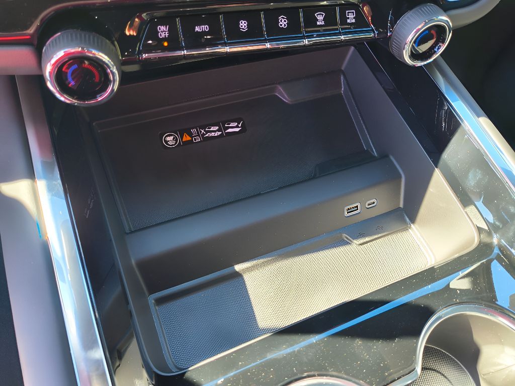 New 2026 Chevrolet Suburban Premier