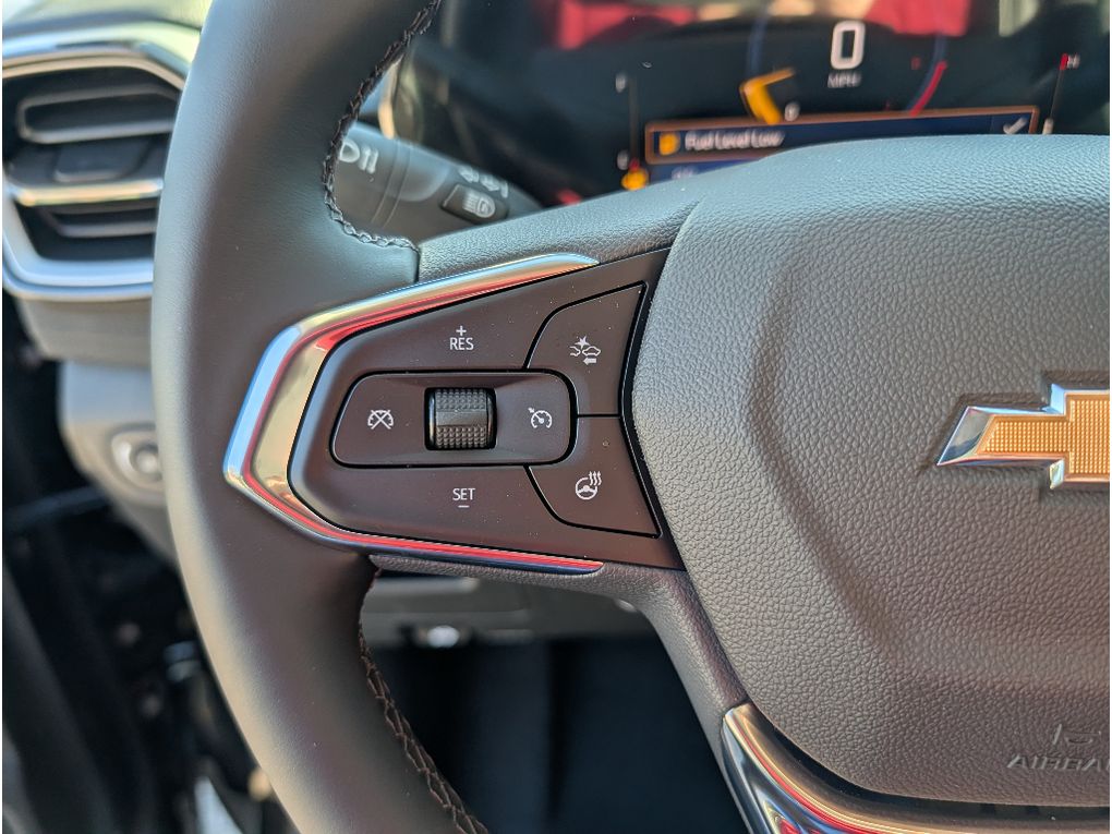 2026 Chevrolet TrailBlazer LT - MOSAIC BLACK METALLIC exterior view 18