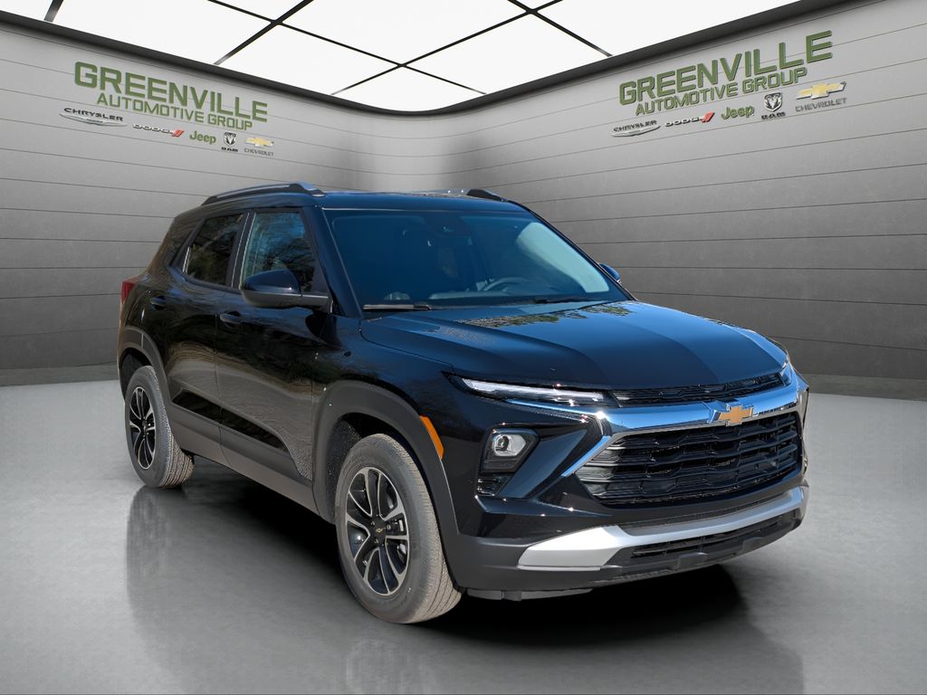 2026 Chevrolet TrailBlazer LT - MOSAIC BLACK METALLIC exterior view 11