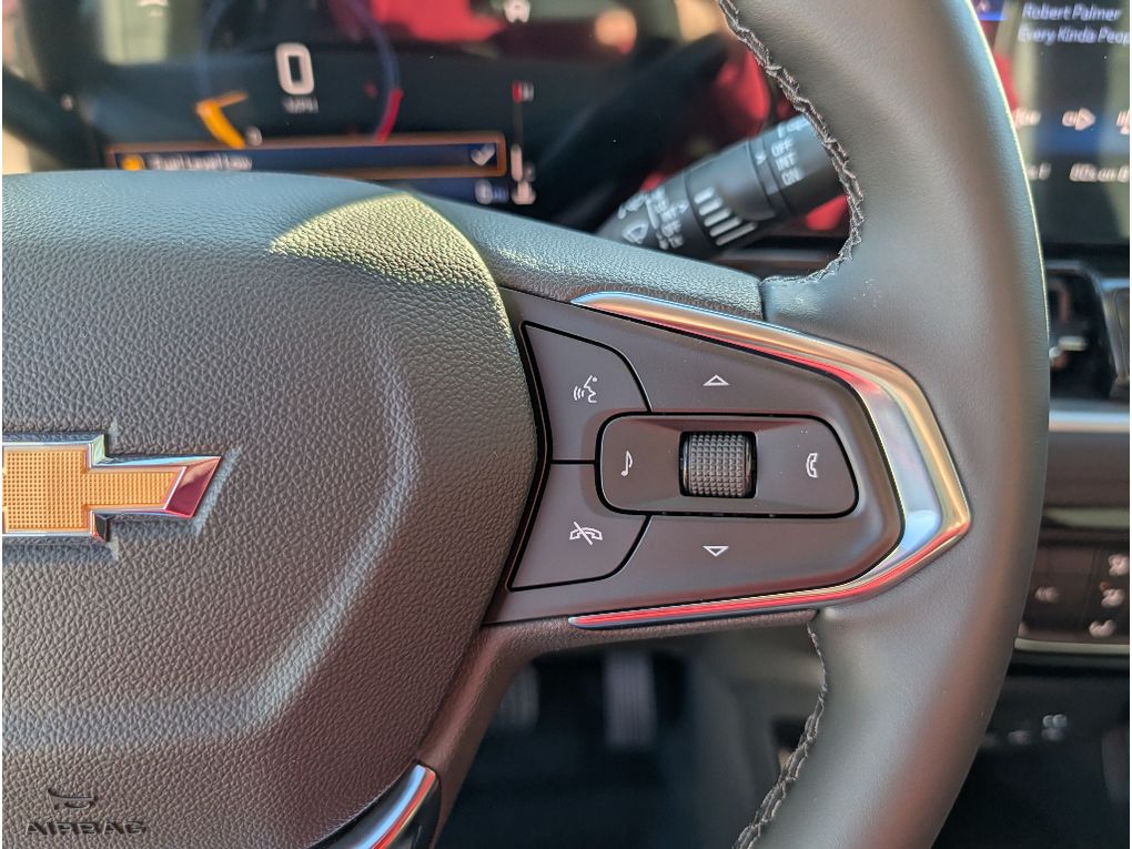 2026 Chevrolet TrailBlazer LT - MOSAIC BLACK METALLIC exterior view 19