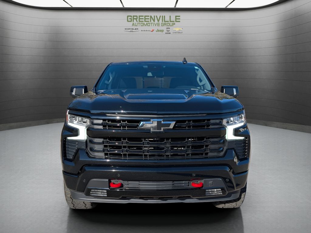 2024 Chevrolet Silverado 1500 - Black exterior view 12