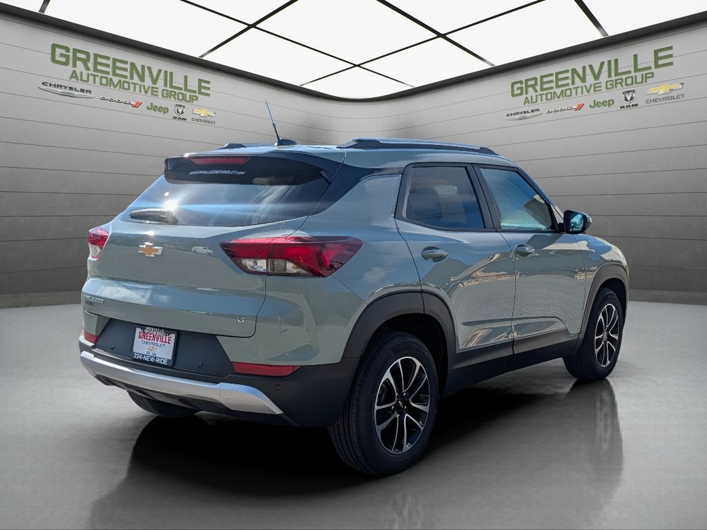 2026 Chevrolet TrailBlazer LT - CACTI GREEN exterior view 9