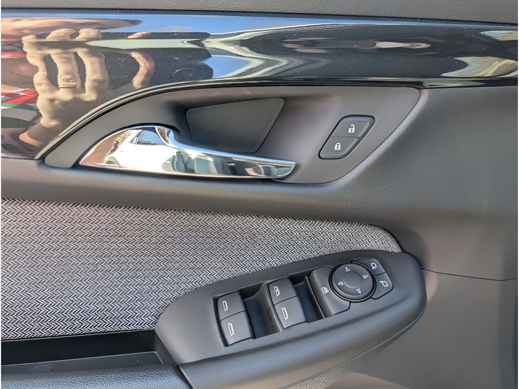 2026 Chevrolet TrailBlazer LT - CACTI GREEN exterior view 14