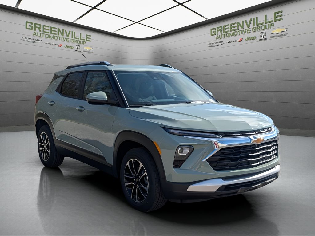 2026 Chevrolet TrailBlazer LT - CACTI GREEN exterior view 11