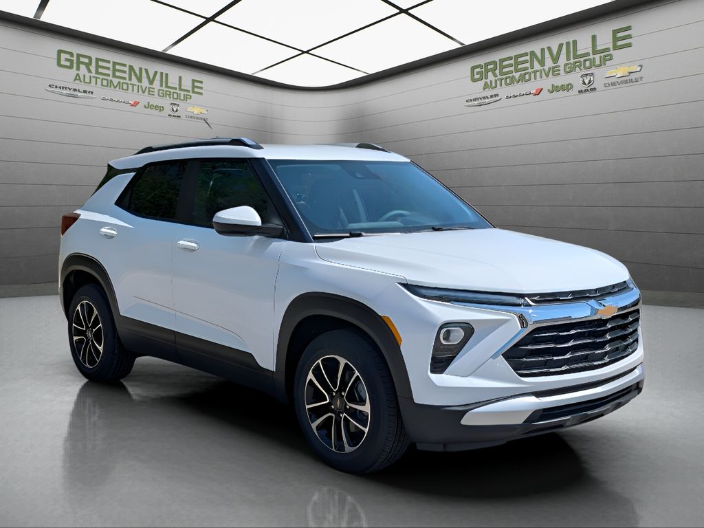 2026 Chevrolet TrailBlazer LT - SUMMIT WHITE exterior view 10