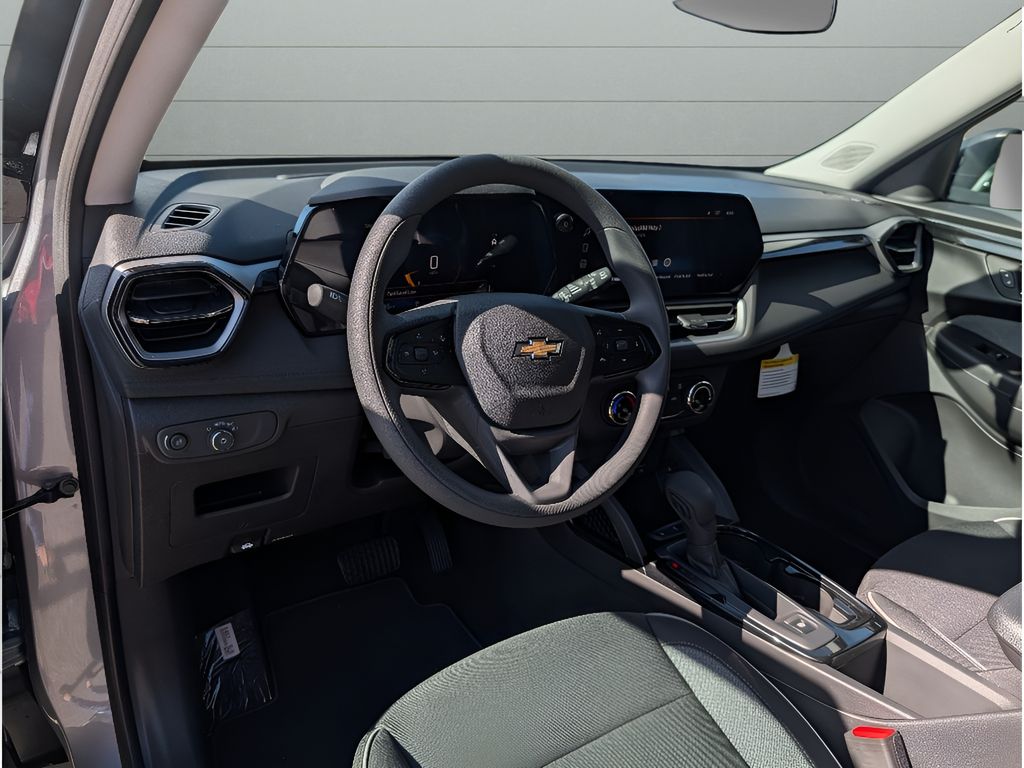 2026 Chevrolet TrailBlazer LS - STERLING GRAY METALLIC exterior view 17