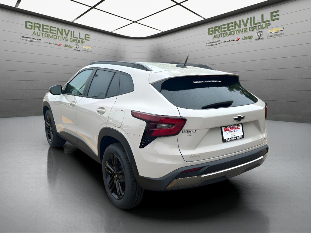 2026 Chevrolet Trax ACTIV - White Sands exterior view 7