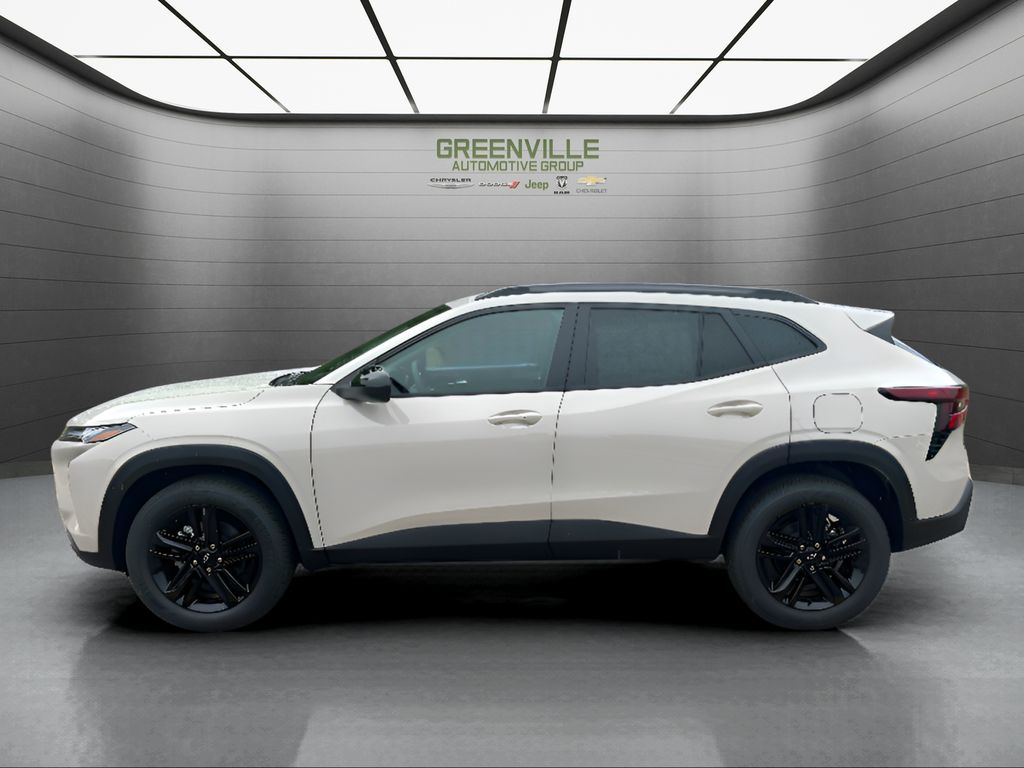 2026 Chevrolet Trax ACTIV - White Sands exterior view 8