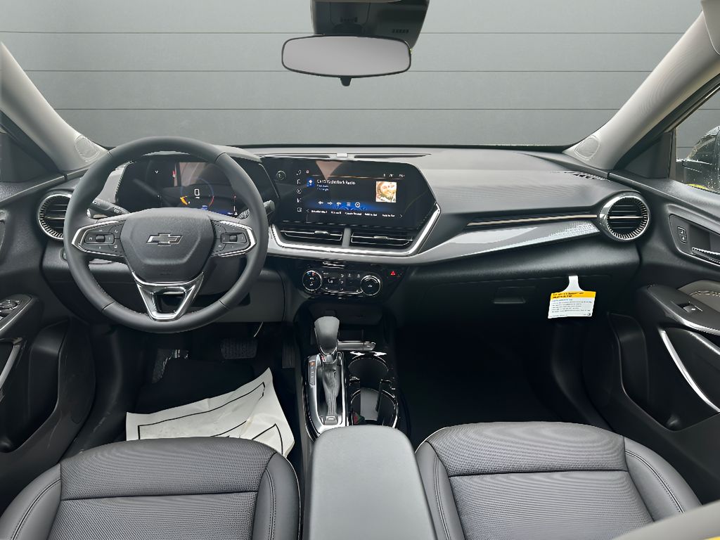 2026 Chevrolet Trax ACTIV - White Sands exterior view 15