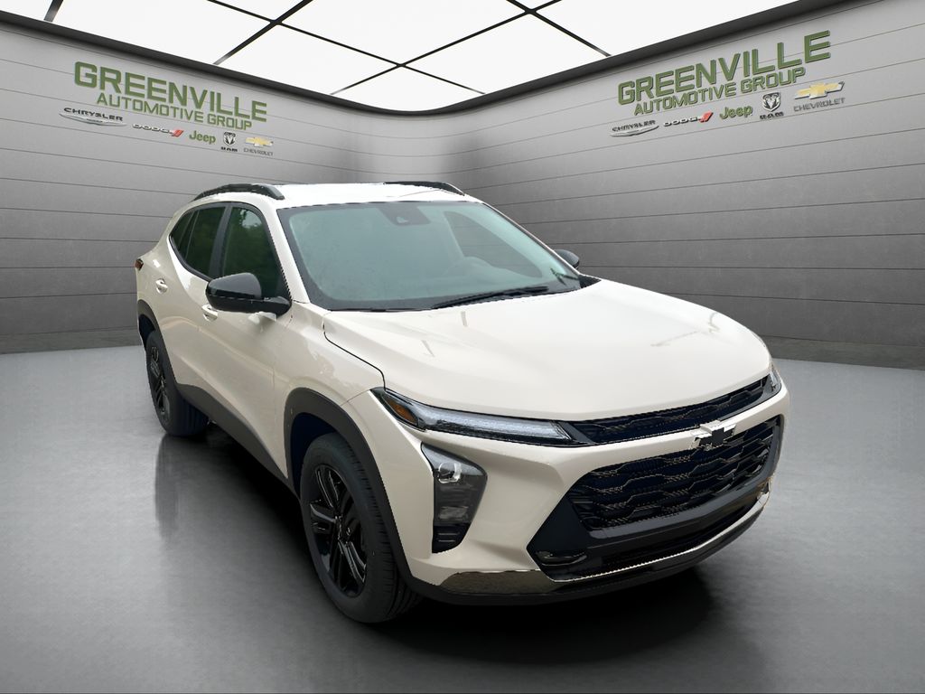 2026 Chevrolet Trax ACTIV - White Sands exterior view 3