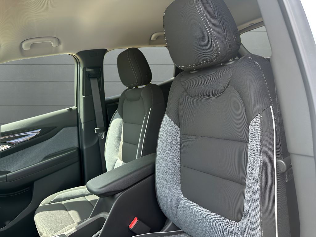 2026 Chevrolet TrailBlazer LT - SUMMIT WHITE exterior view 20