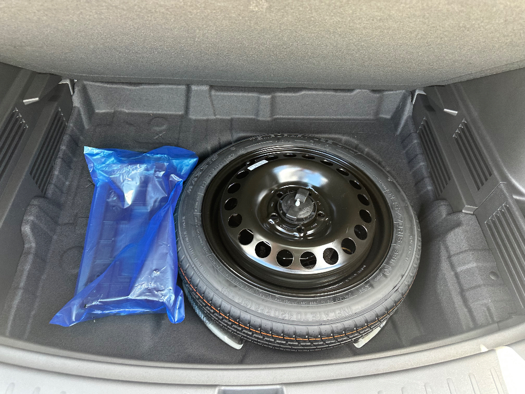 2026 Chevrolet TrailBlazer LT - SUMMIT WHITE exterior view 11