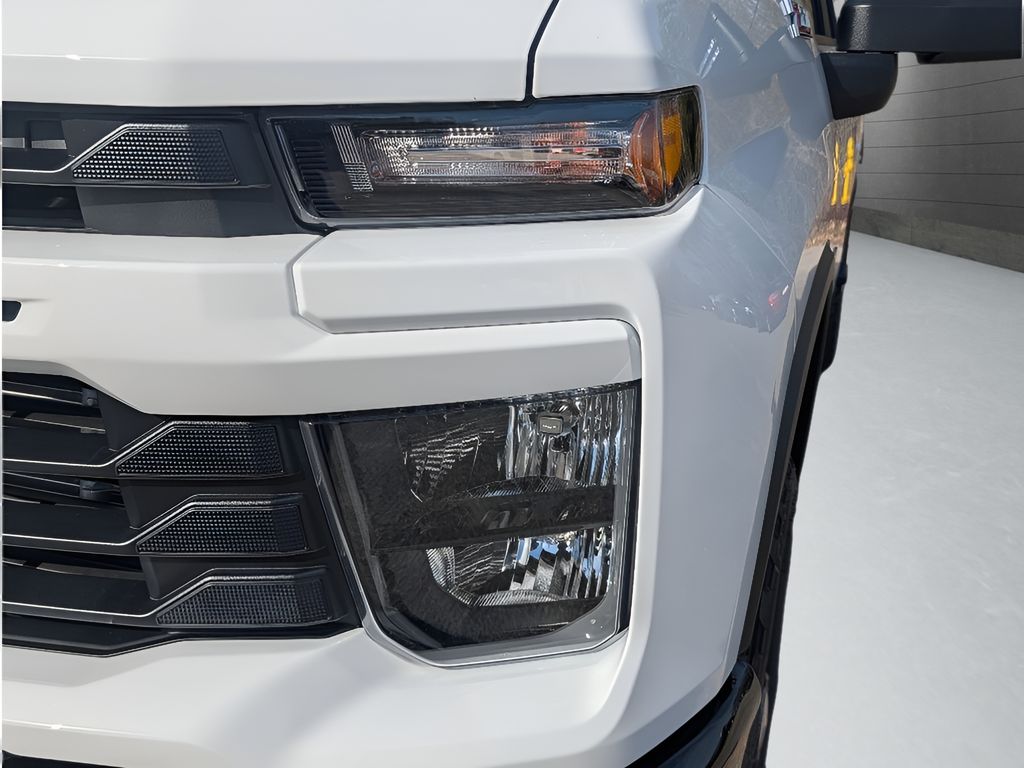 2026 Chevrolet Silverado 2500 - SUMMIT WHITE exterior view 13