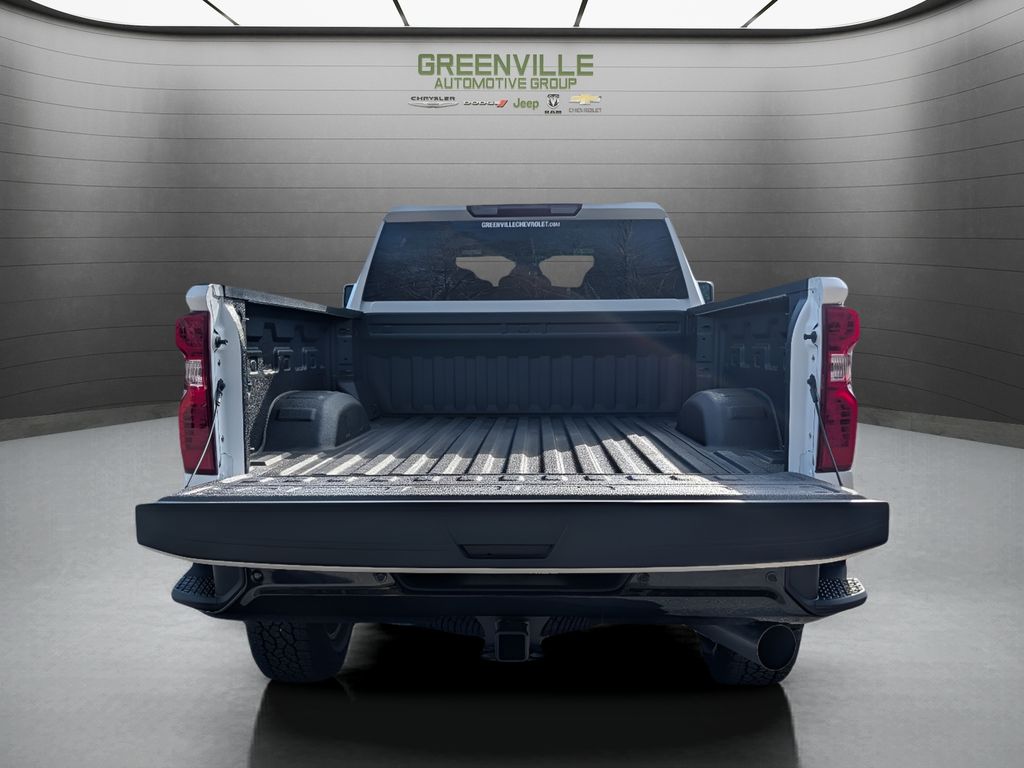 2026 Chevrolet Silverado 2500 - SUMMIT WHITE exterior view 8