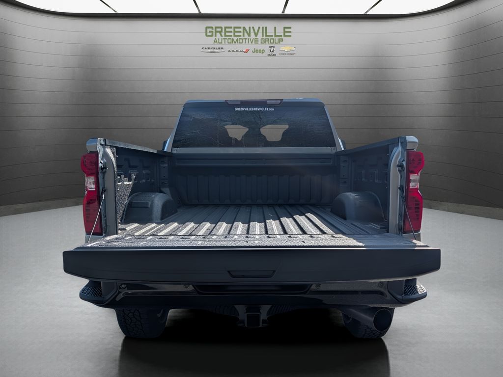 2026 Chevrolet Silverado 2500 - STERLING GRAY METALLIC exterior view 8