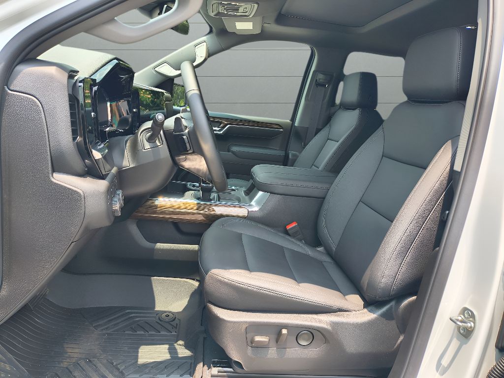 New 2025 Chevrolet Silverado 1500 RST Z71