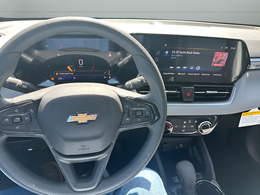 2026 Chevrolet TrailBlazer LT - STERLING GRAY METALLIC exterior view 5