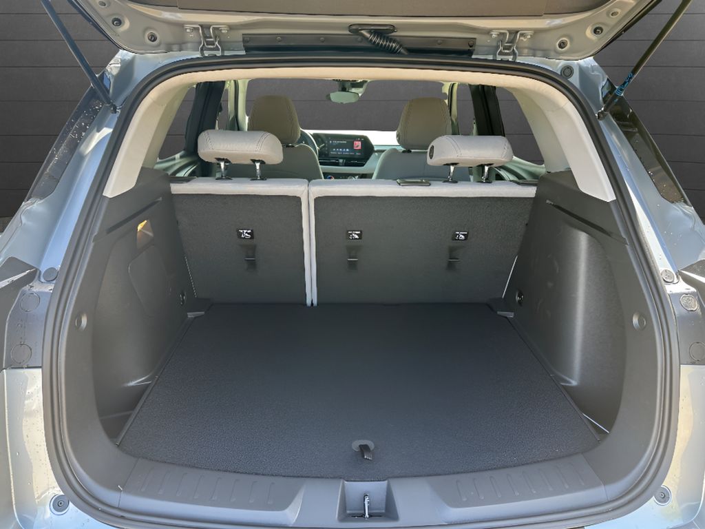 2026 Chevrolet TrailBlazer LT - STERLING GRAY METALLIC exterior view 12