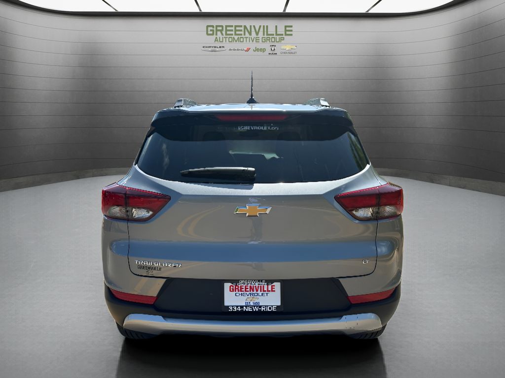 2026 Chevrolet TrailBlazer LT - STERLING GRAY METALLIC exterior view 9