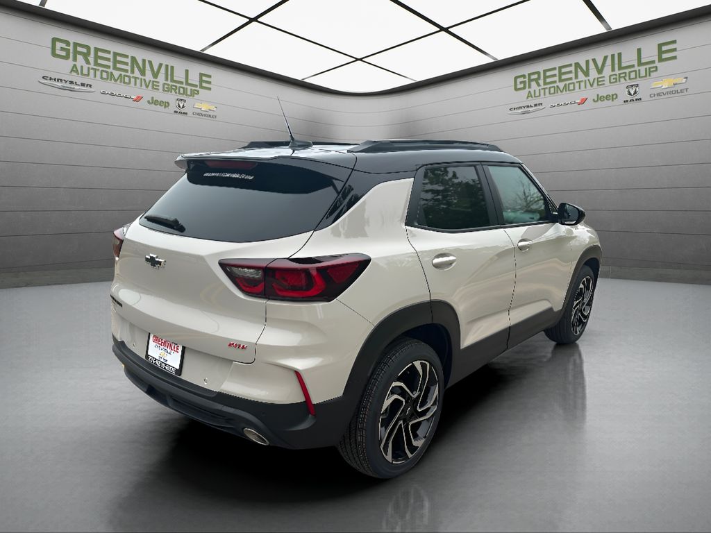 2026 Chevrolet TrailBlazer RS - WHITE SANDS exterior view 5