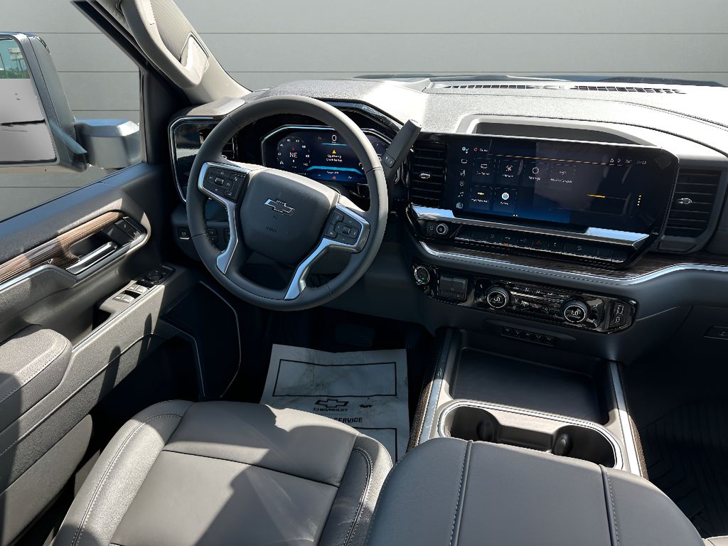 2026 Chevrolet Silverado 2500.0 - SUMMIT WHITE exterior view 17