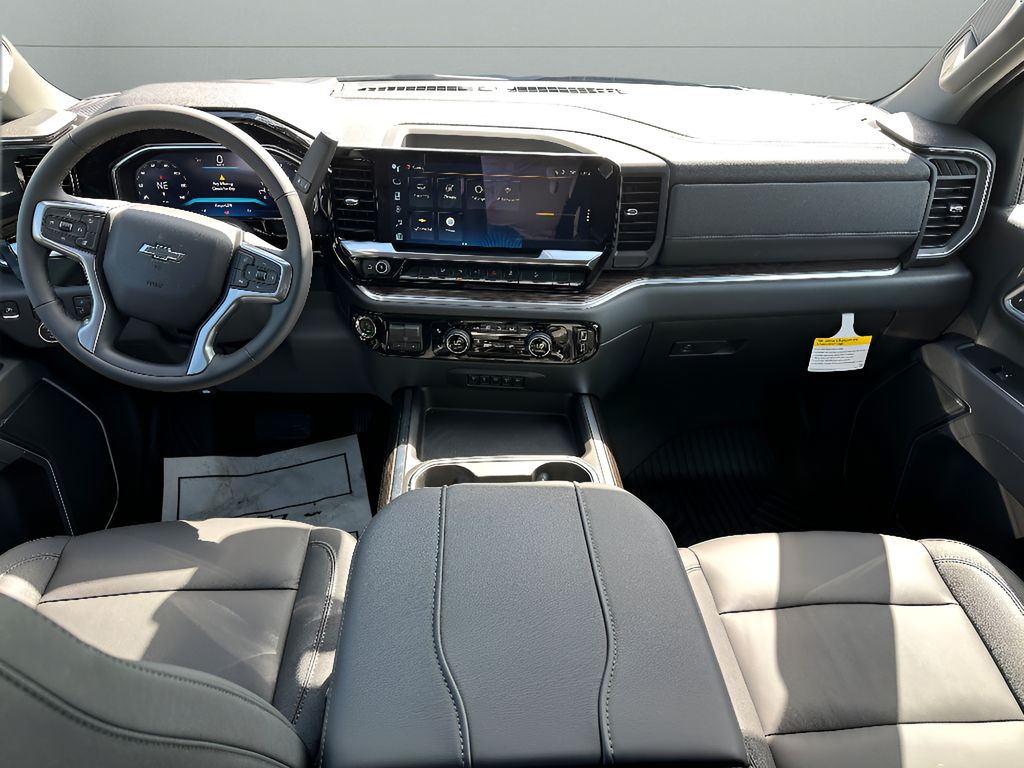2026 Chevrolet Silverado 2500.0 - SUMMIT WHITE exterior view 16