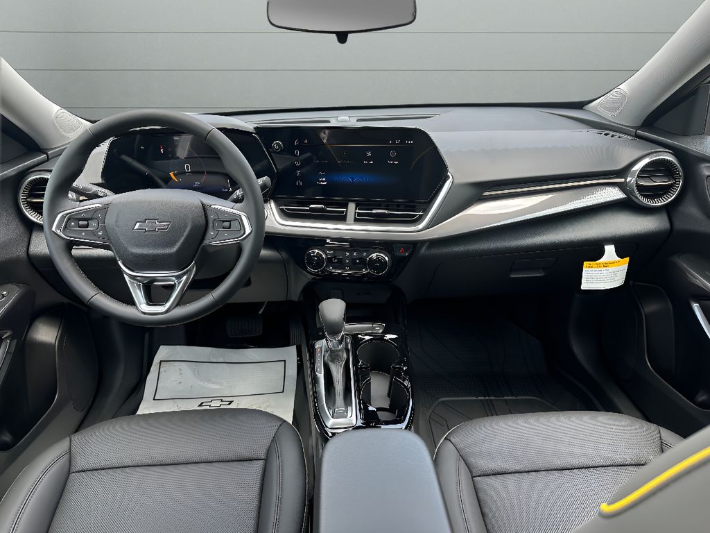 2026 Chevrolet Trax ACTIV - Cacti Green exterior view 19