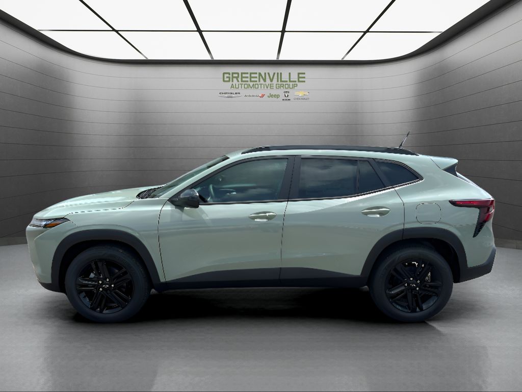 2026 Chevrolet Trax ACTIV - Cacti Green exterior view 8
