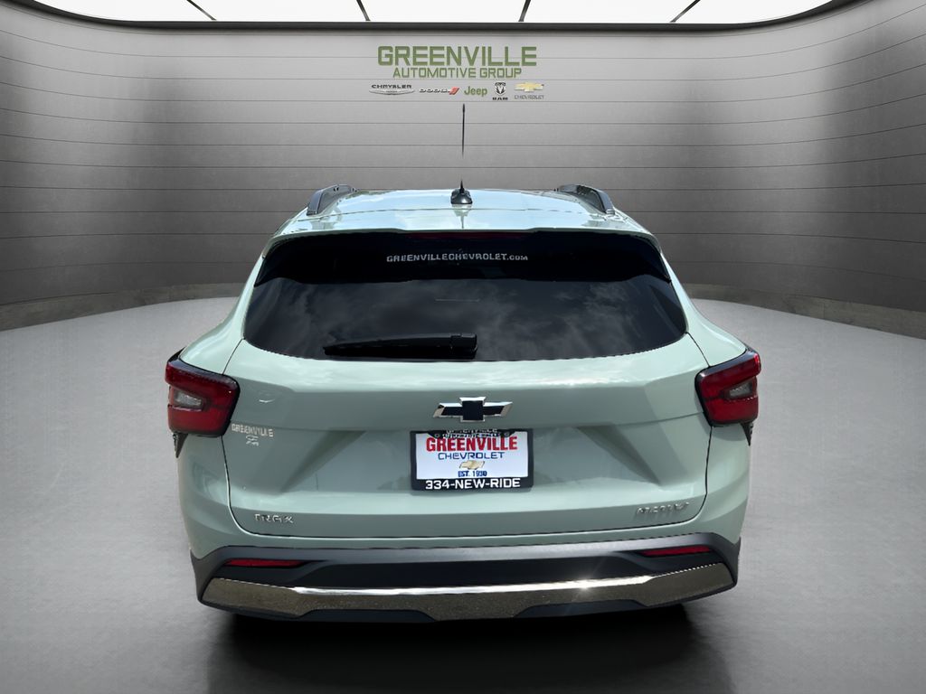 2026 Chevrolet Trax ACTIV - Cacti Green exterior view 6