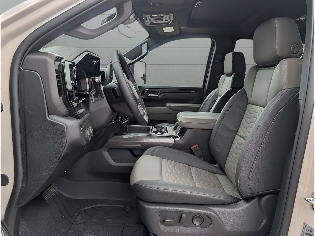 2026 Chevrolet Silverado 2500.0 - WHITE SANDS exterior view 19