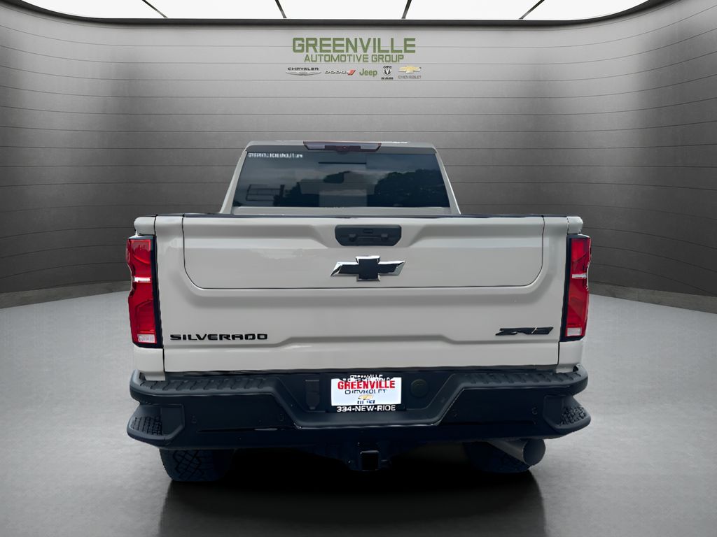 2026 Chevrolet Silverado 2500.0 - WHITE SANDS exterior view 5