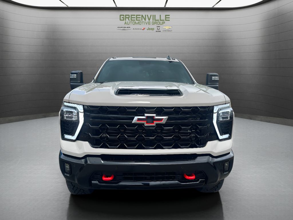 2026 Chevrolet Silverado 2500.0 - WHITE SANDS exterior view 2