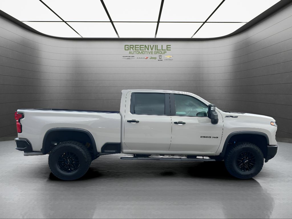 2026 Chevrolet Silverado 2500.0 - WHITE SANDS exterior view 4