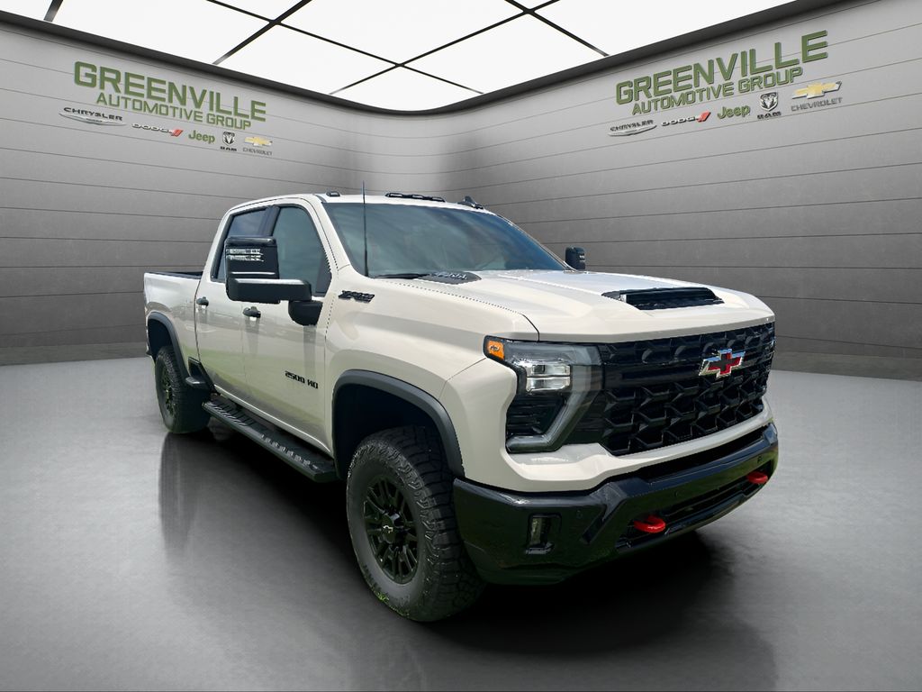 2026 Chevrolet Silverado 2500.0 - WHITE SANDS exterior view 3