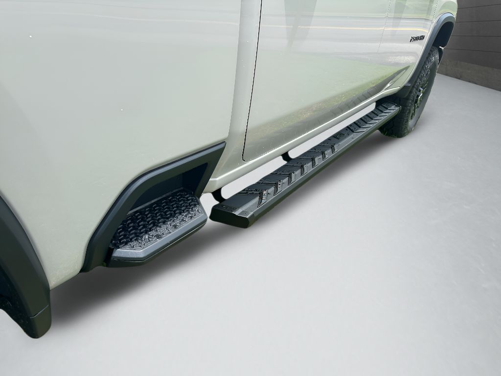 2026 Chevrolet Silverado 2500.0 - WHITE SANDS exterior view 12