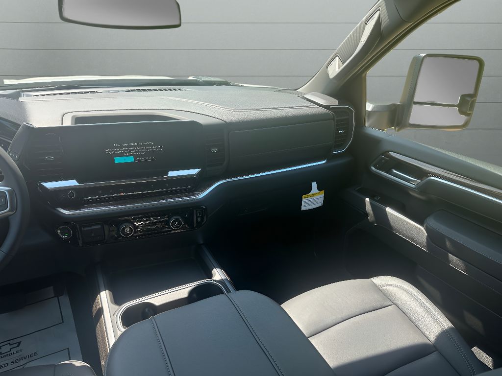 2026 Chevrolet Silverado 2500.0 - SUMMIT WHITE exterior view 19