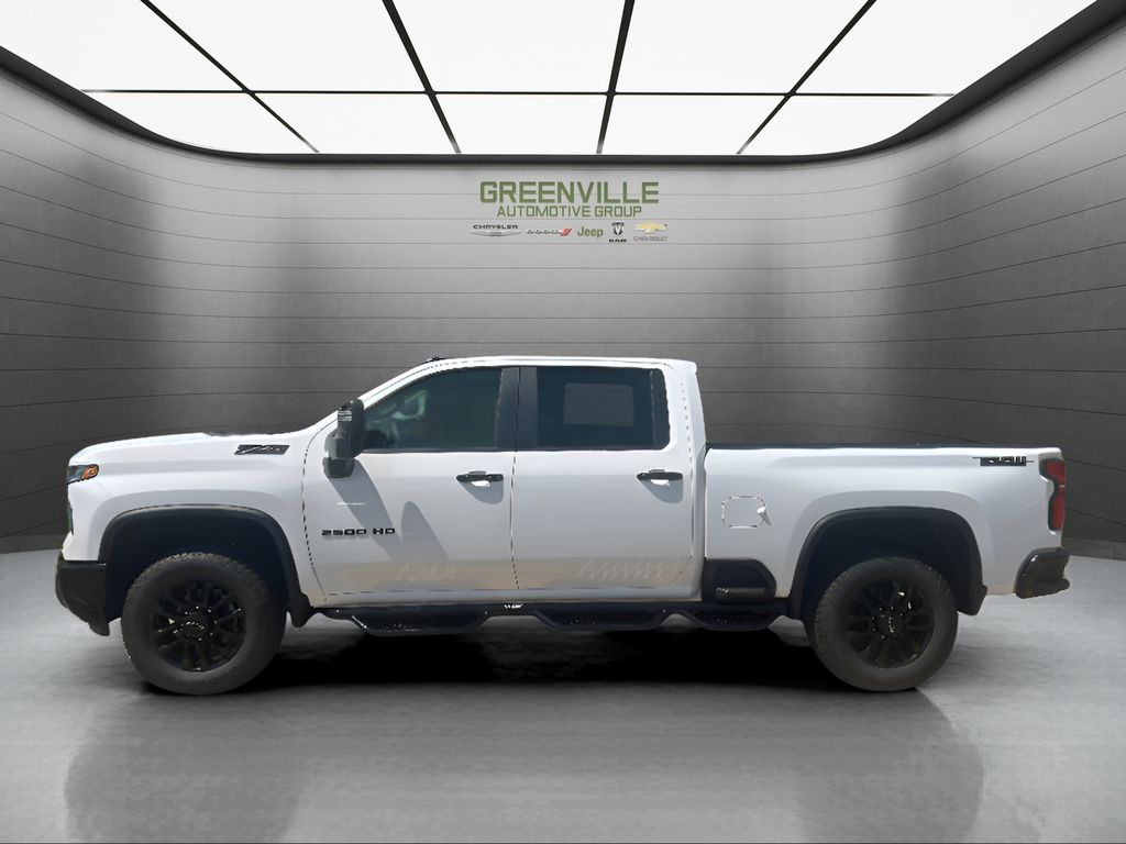 2026 Chevrolet Silverado 2500.0 - SUMMIT WHITE exterior view 8