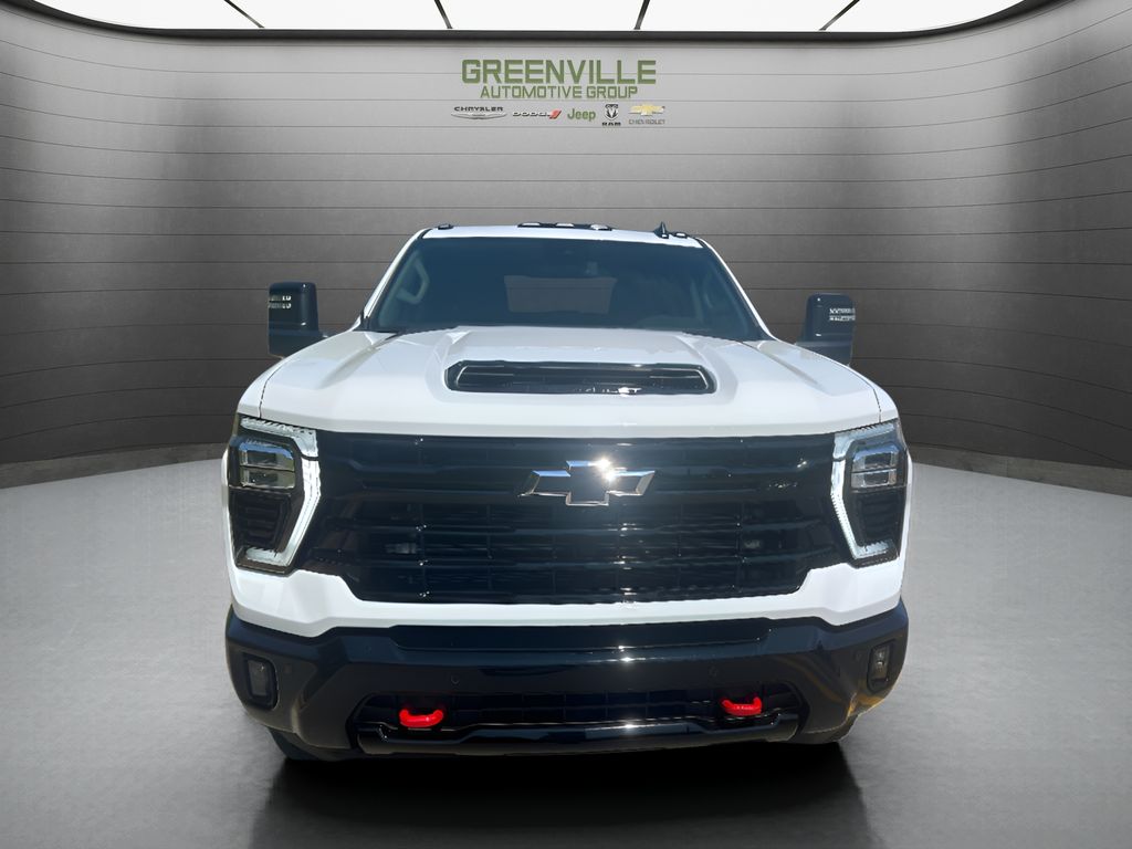 2026 Chevrolet Silverado 2500.0 - SUMMIT WHITE exterior view 2