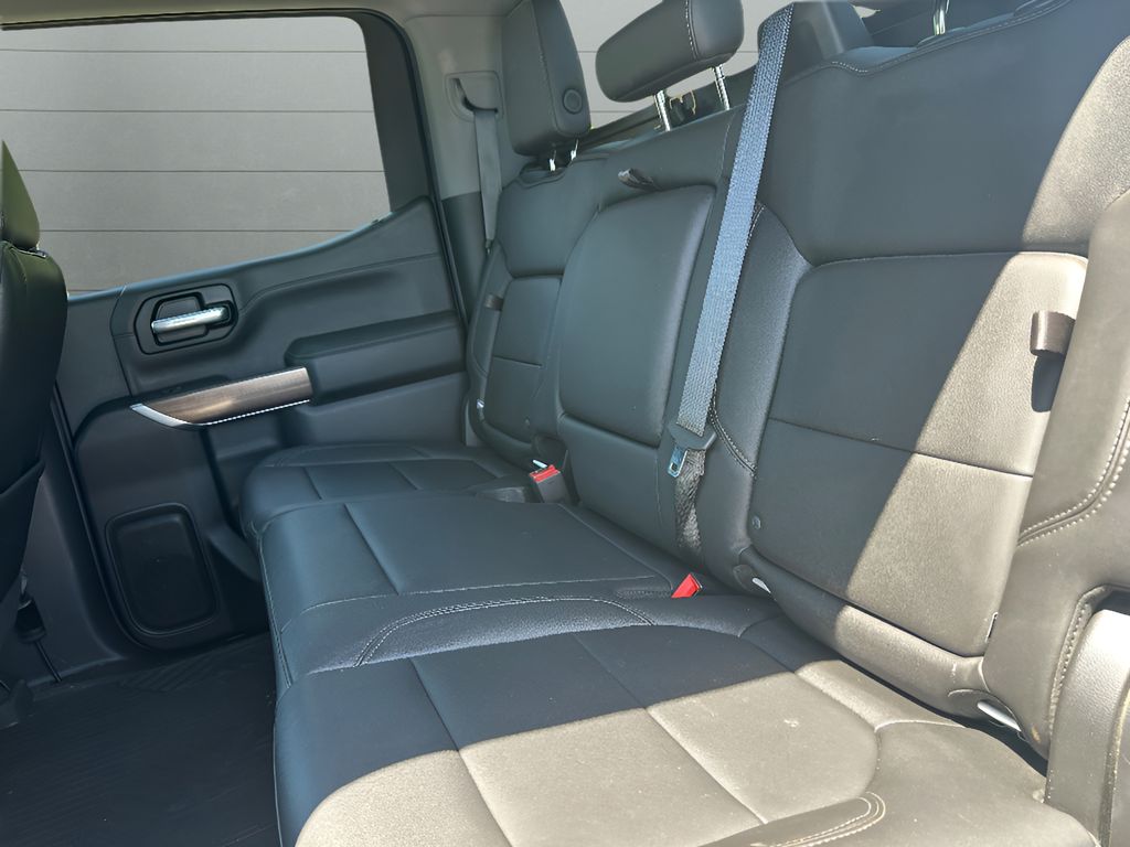 2020 Chevrolet Silverado 1500 - Summit White exterior view 16