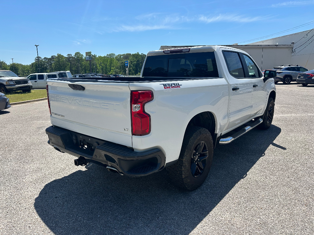 2020 Chevrolet Silverado 1500 - Summit White exterior view 4