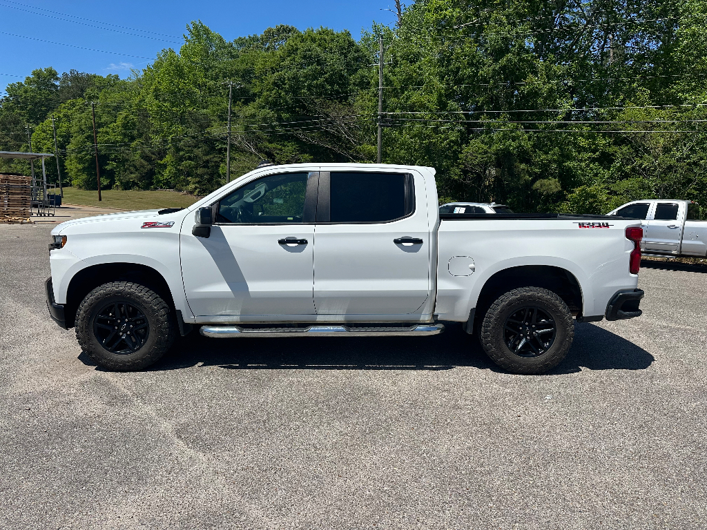 2020 Chevrolet Silverado 1500 - Summit White exterior view 3
