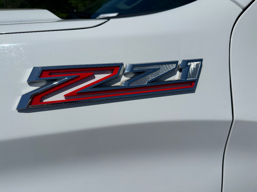 2020 Chevrolet Silverado 1500 - Summit White exterior view 13