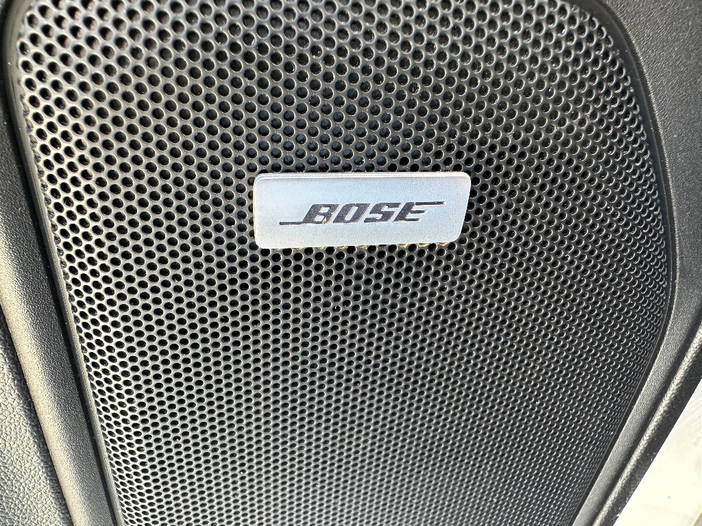 2020 Chevrolet Silverado 1500 - Summit White exterior view 8