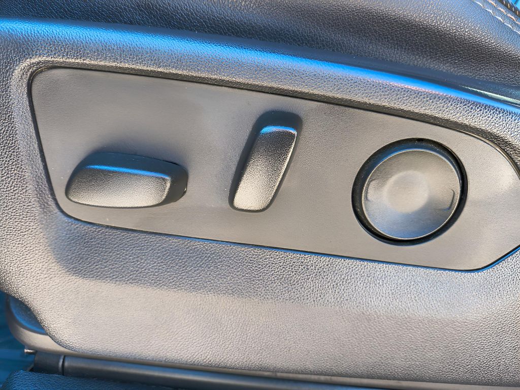 2024 Chevrolet Silverado 2500 - Sterling Gray Metallic exterior view 18