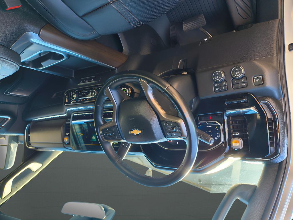 Used 2024 Chevrolet Silverado High Country Premium Z71