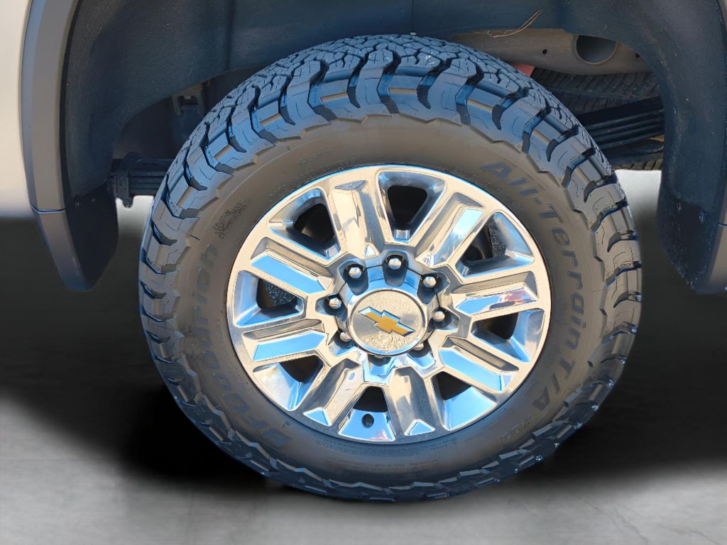 2024 Chevrolet Silverado 2500 - Sterling Gray Metallic exterior view 4